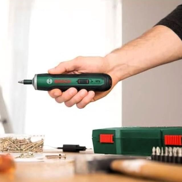 Visseuse sans fil et boîte à outils Bosch